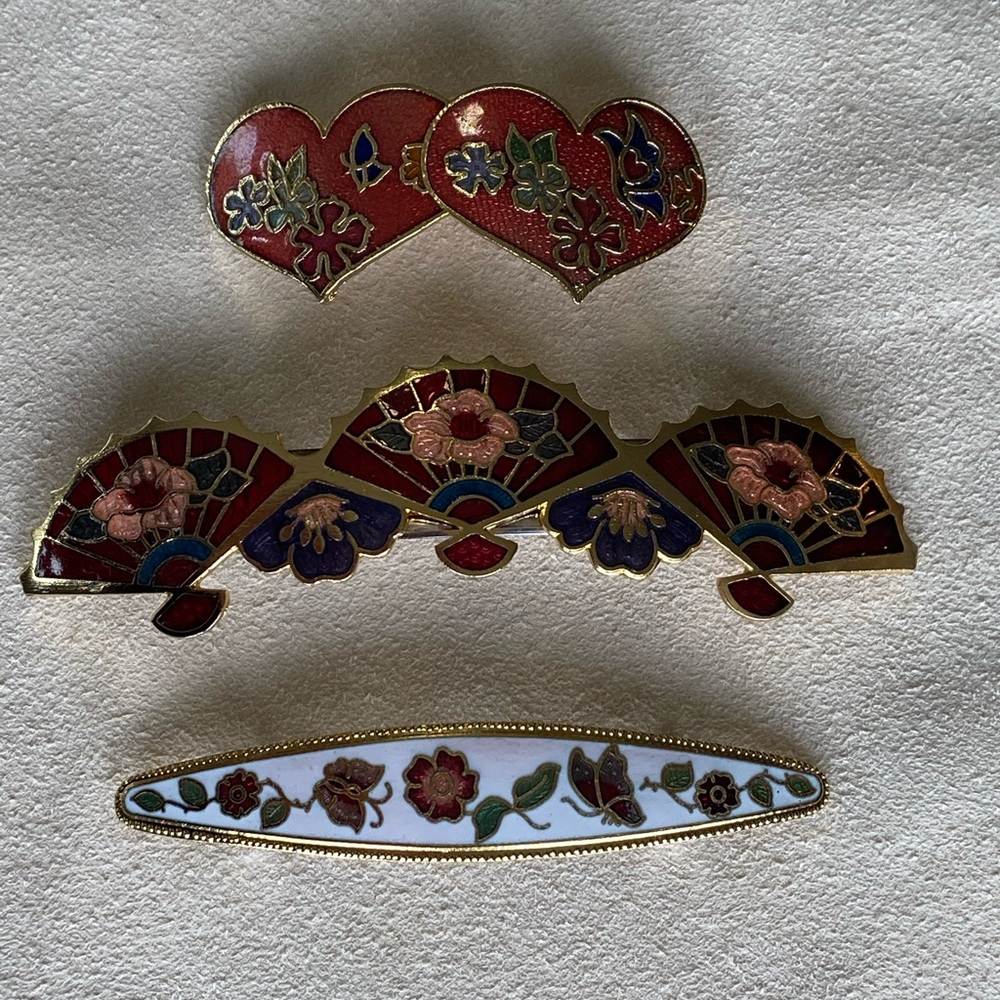 3 Barrettes Metal and Enamel Goldtone